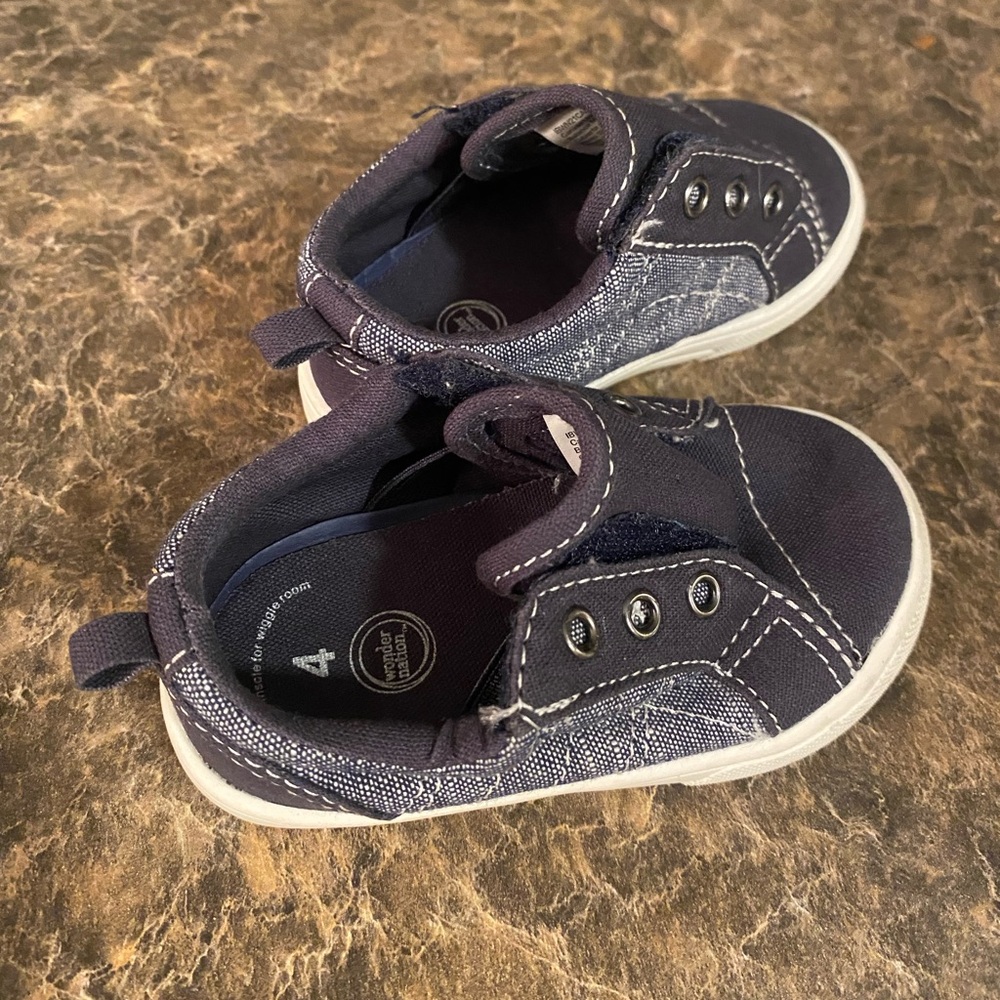 Wonder Nation Navy Sneaker Sz 4